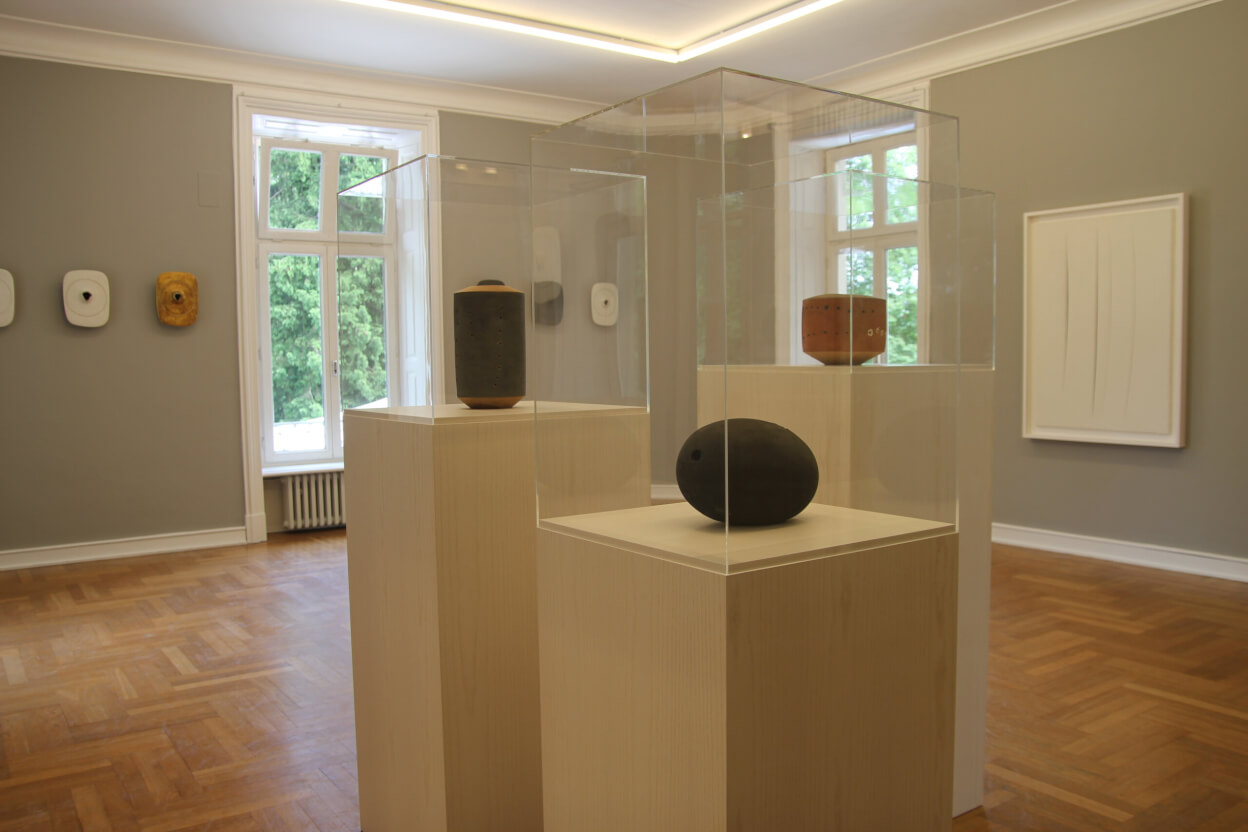Lerverkusen musée Morsbroich, Ceramic Spaces été 2014 salle Fontana