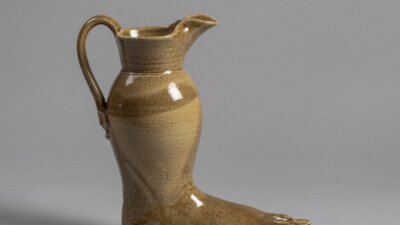 Daniel Dewar & Grégory Gicquel Stoneware Vessel 2014 grès 33,5 x 33 x 15 cm photo Jérémie Logeay