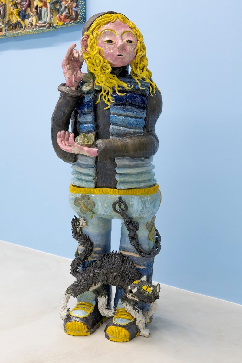 Double-Superstition-2026-150-x-35-x-40-cm-Theo-Ouaki-Marginalia-Fabulae-galerie-la-Peau-de-lOurs