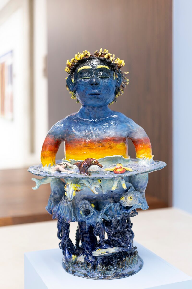 Enfant-Paysage-2026-70-x-40-x-30-cm-Theo-Ouaki-Marginalia-Fabulae-galerie-la-Peau-de-lOurs