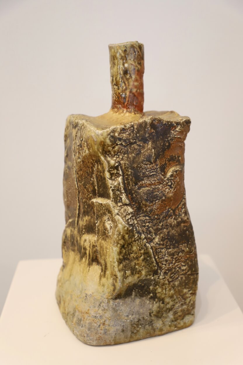 Grande bouteille carré 46 x 20 x 20 cm Pascal Geoffroy exposition Force et Forme 14 février 12 avril 2026 Giroussens