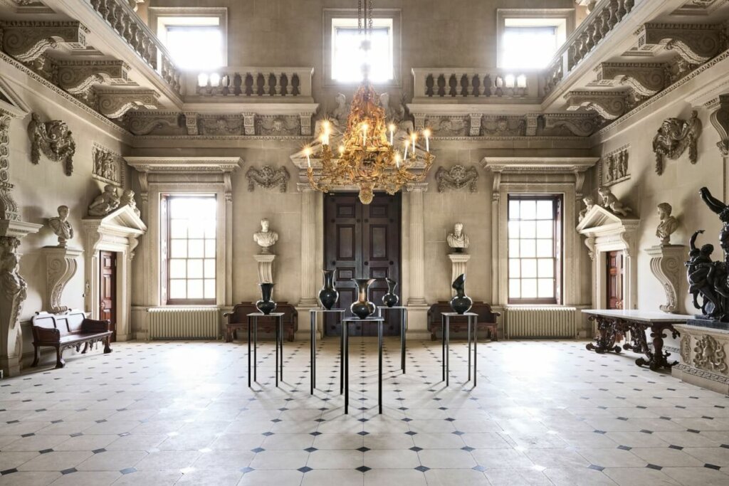 Houghton Hall exposition Magdalene Odundo.Photography by Simon Upton